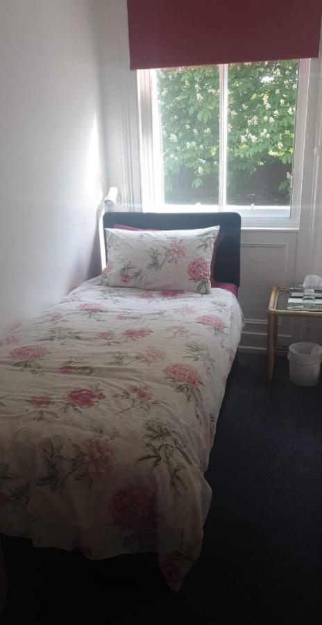 Bed and Breakfast Heath House à Dewsbury Extérieur photo